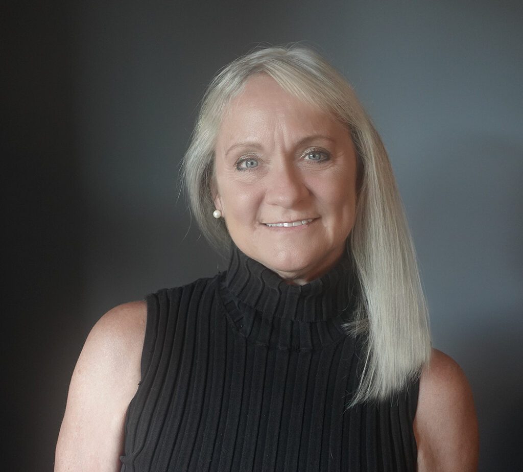 Cris Masselle Headshot